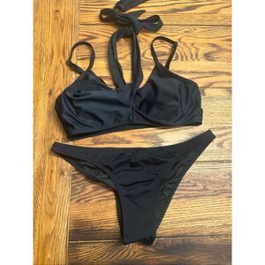 Black bikini Victoria secret bottoms & summer Mac top size Medium